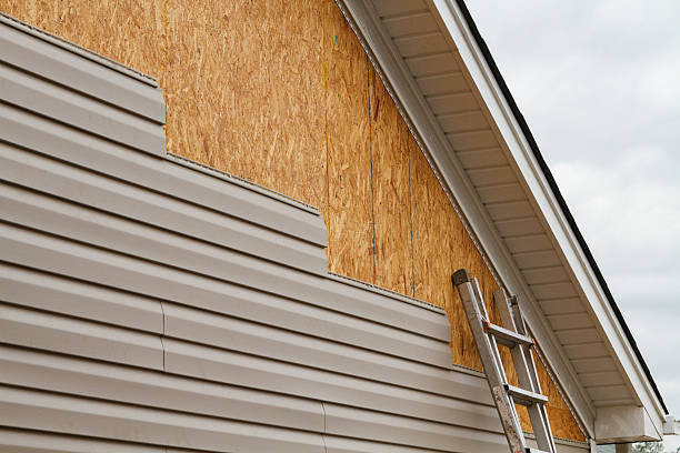 24/7 Emergency Storm Damage Siding Repair experts in Hudgins, VA